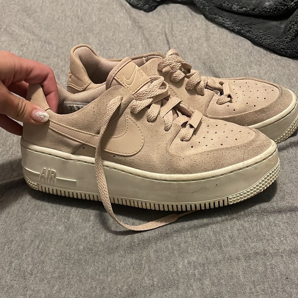 Nike platform Air Force 1